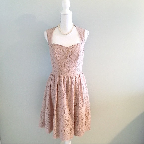Watters Dresses & Skirts - Watters & Watters Blush Lace Sweetheart Dress